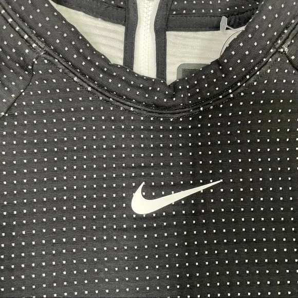 Nike Sportswear Tech Pack Women's Fleece Pullover - Picture 3 of 10
